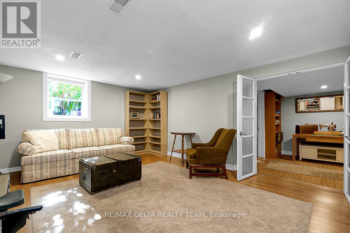 478 LAWSON AVENUE - 24