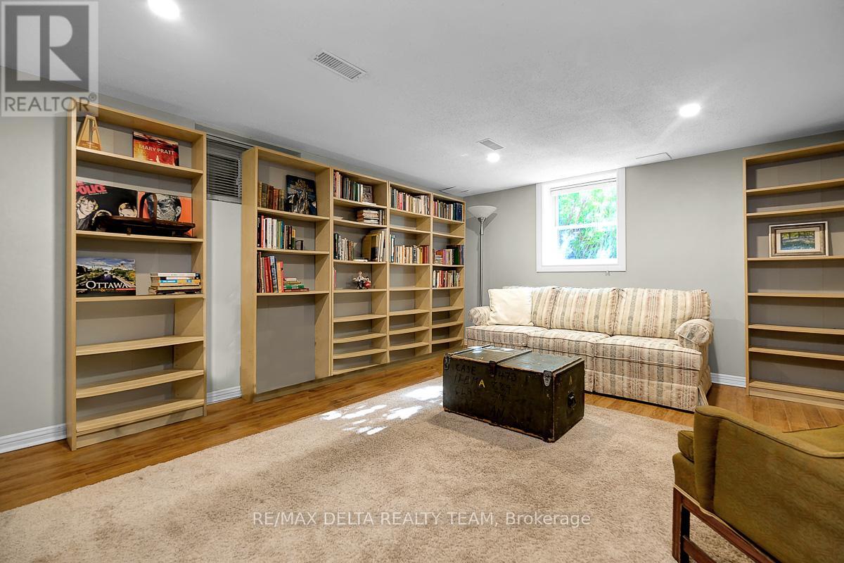 478 LAWSON AVENUE - 25