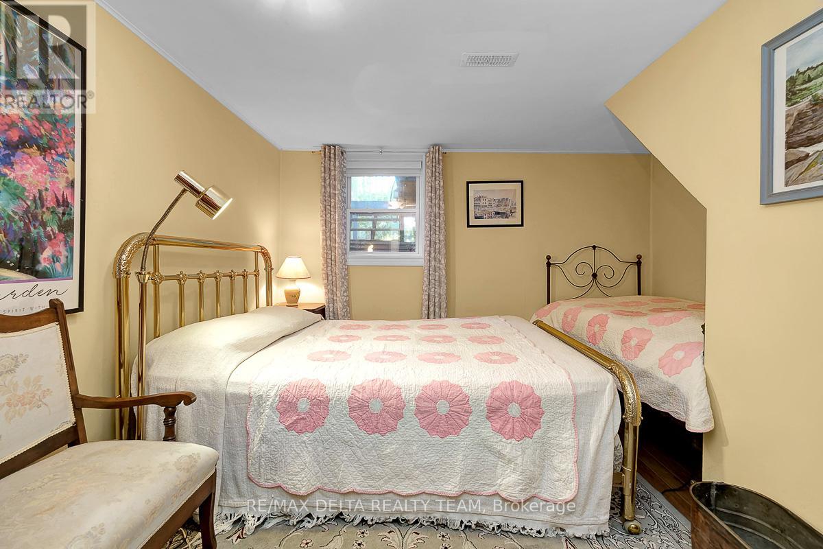 478 LAWSON AVENUE - 27