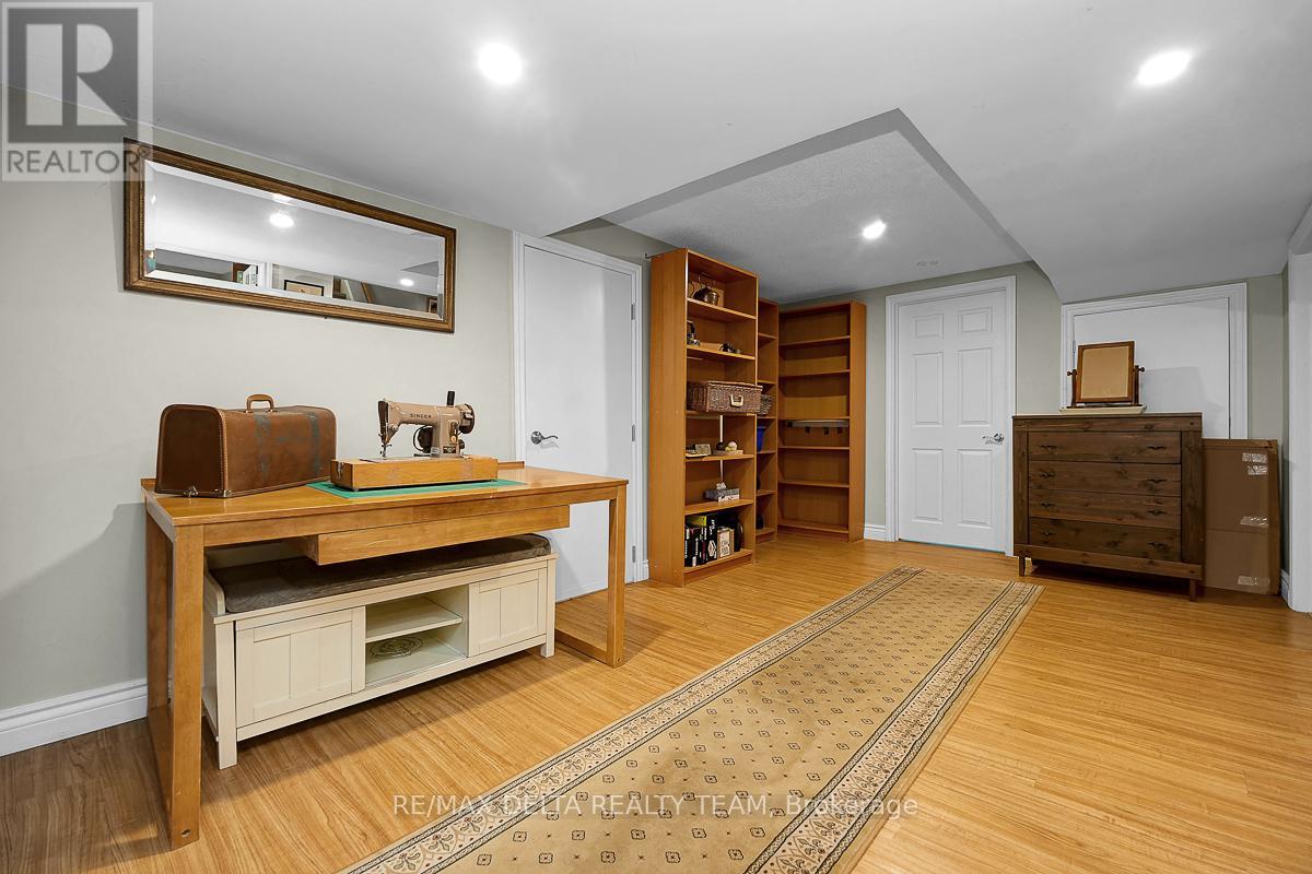 478 LAWSON AVENUE - 29