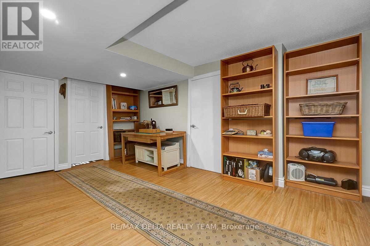478 LAWSON AVENUE - 30