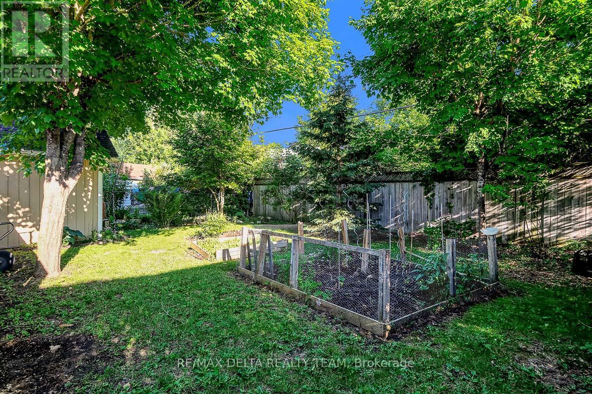 478 LAWSON AVENUE - 36