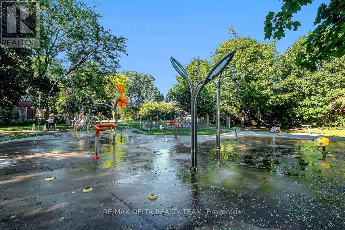 478 LAWSON AVENUE - 42