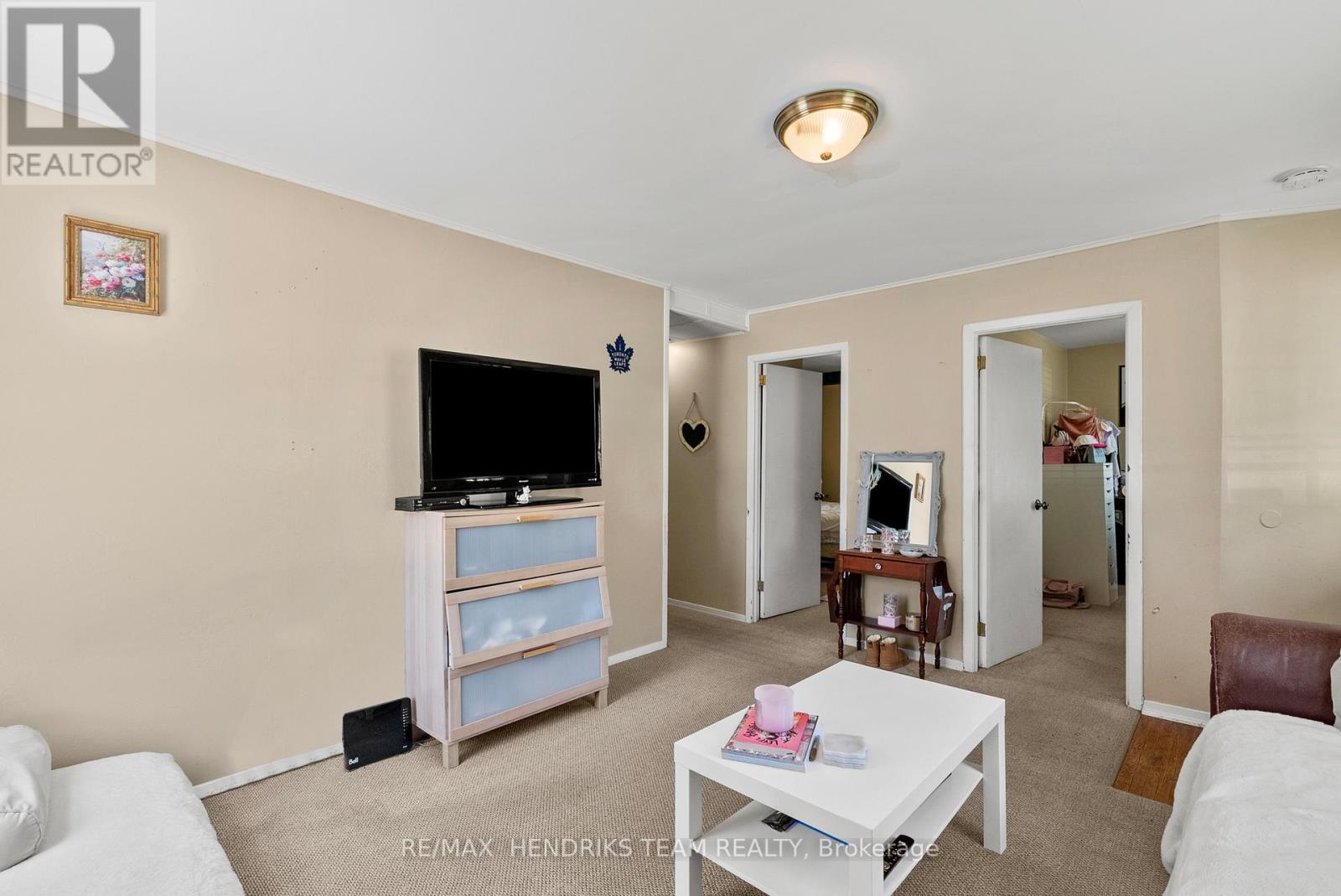 25 BESSEY STREET - 10