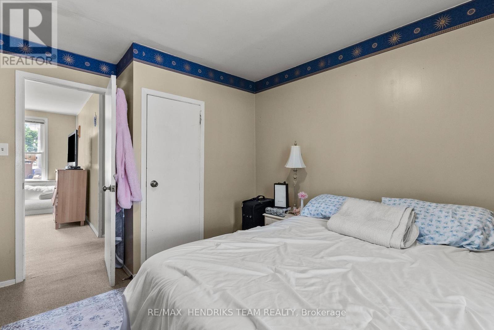 25 BESSEY STREET - 13