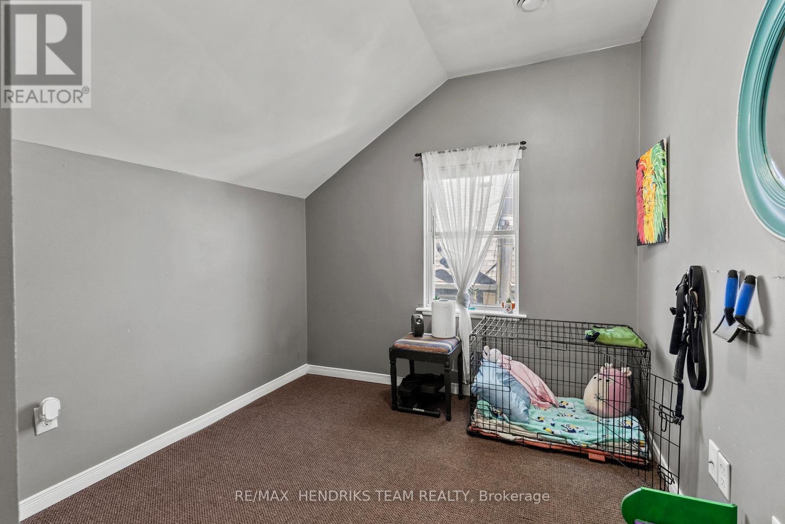 25 BESSEY STREET - 31