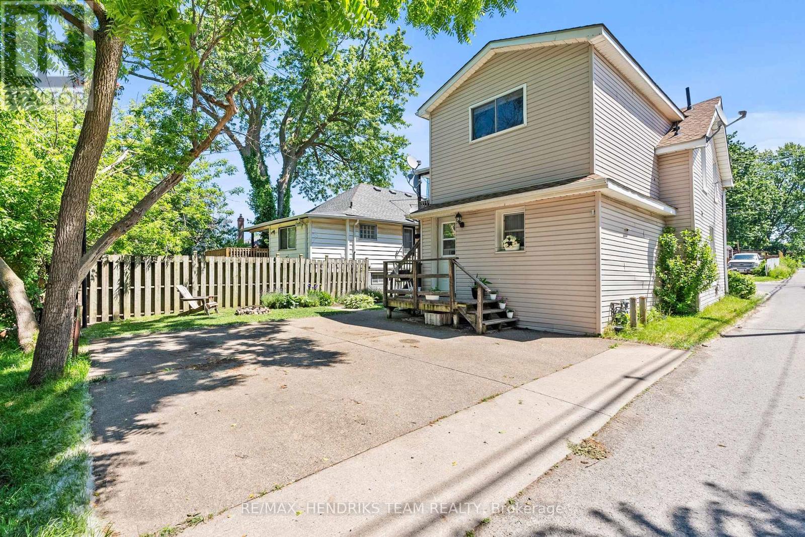 25 BESSEY STREET - 39