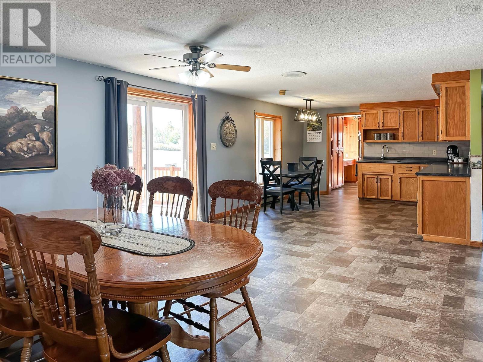 900 Harmony Road - 14
