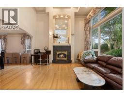 5080 Linfield Gate, Richmond, BC V7C4L4 Photo 25