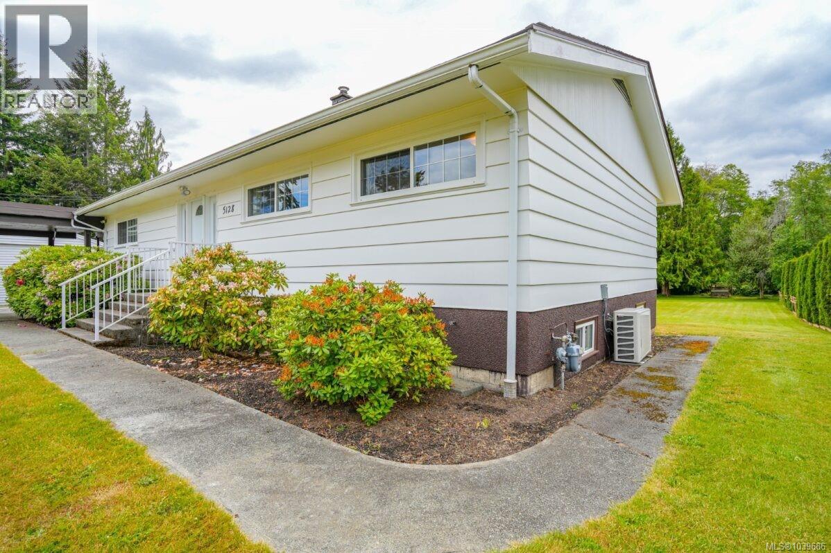 5128 Forrest Rd - 39