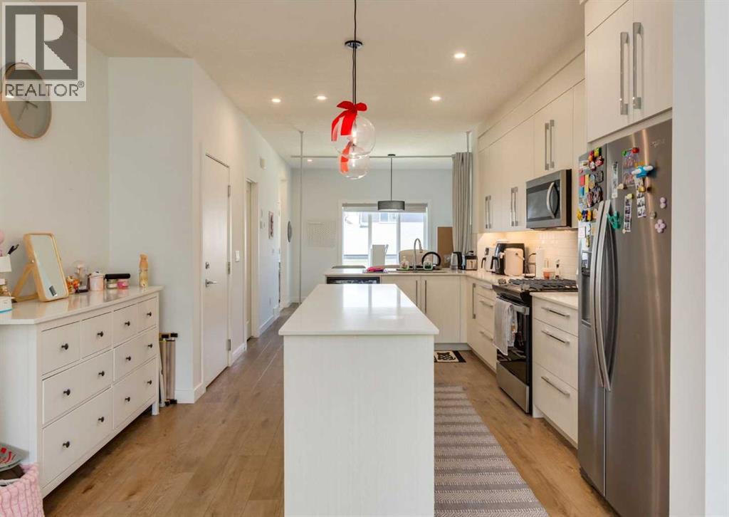 7386 202 Avenue SE — photo 8