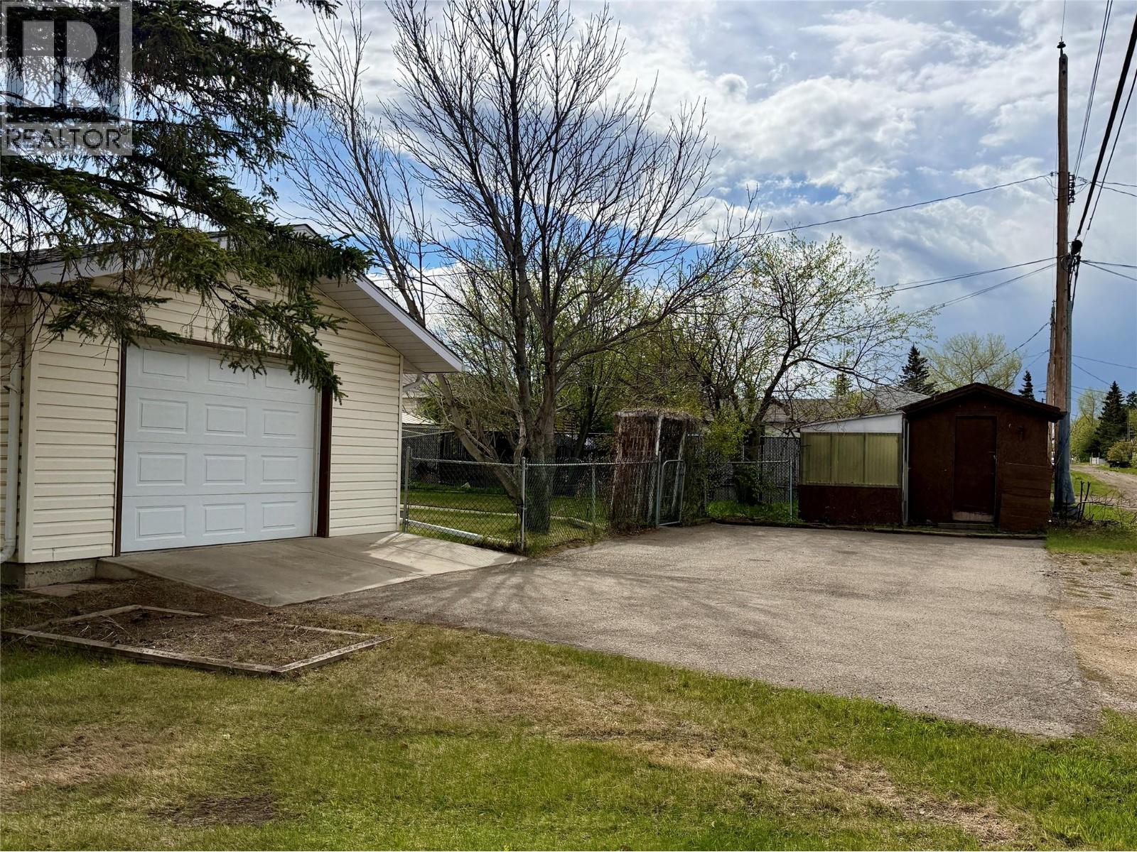 1300 116 Avenue - 23