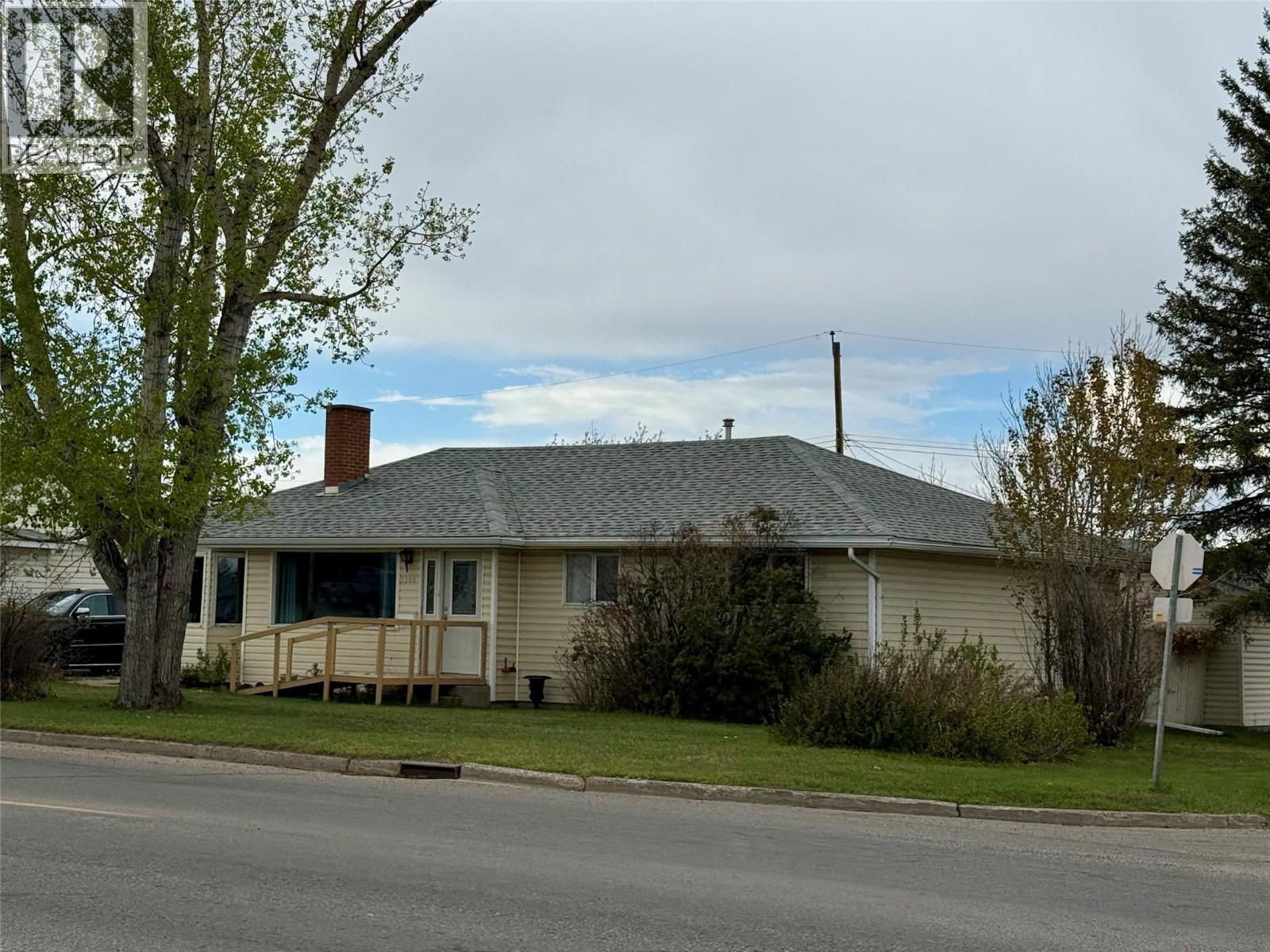 1300 116 Avenue - 1