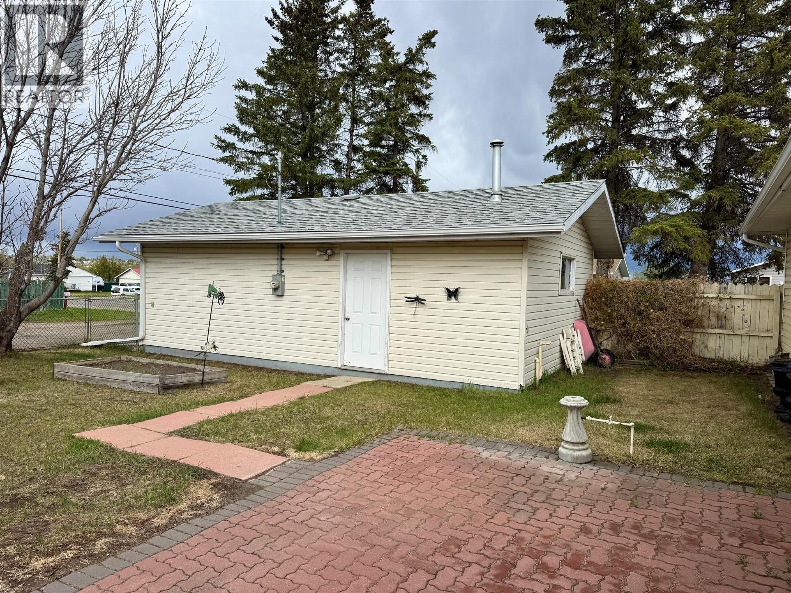 1300 116 Avenue - 20