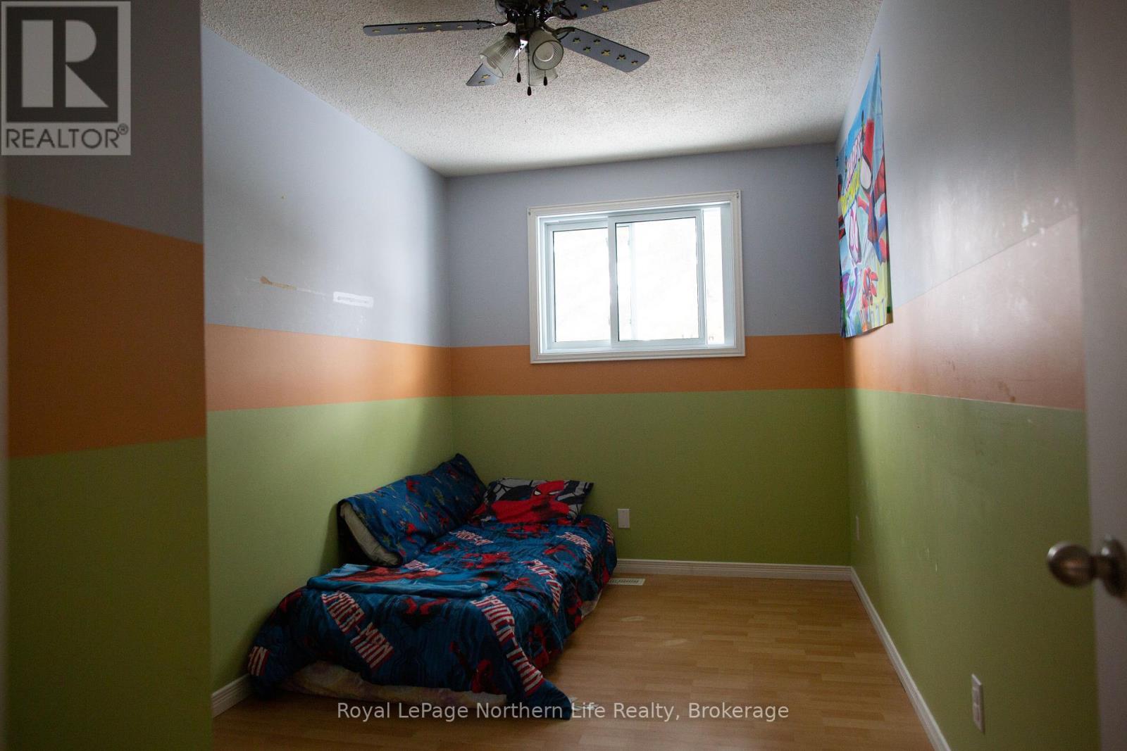 542 AGNES AVENUE - 21