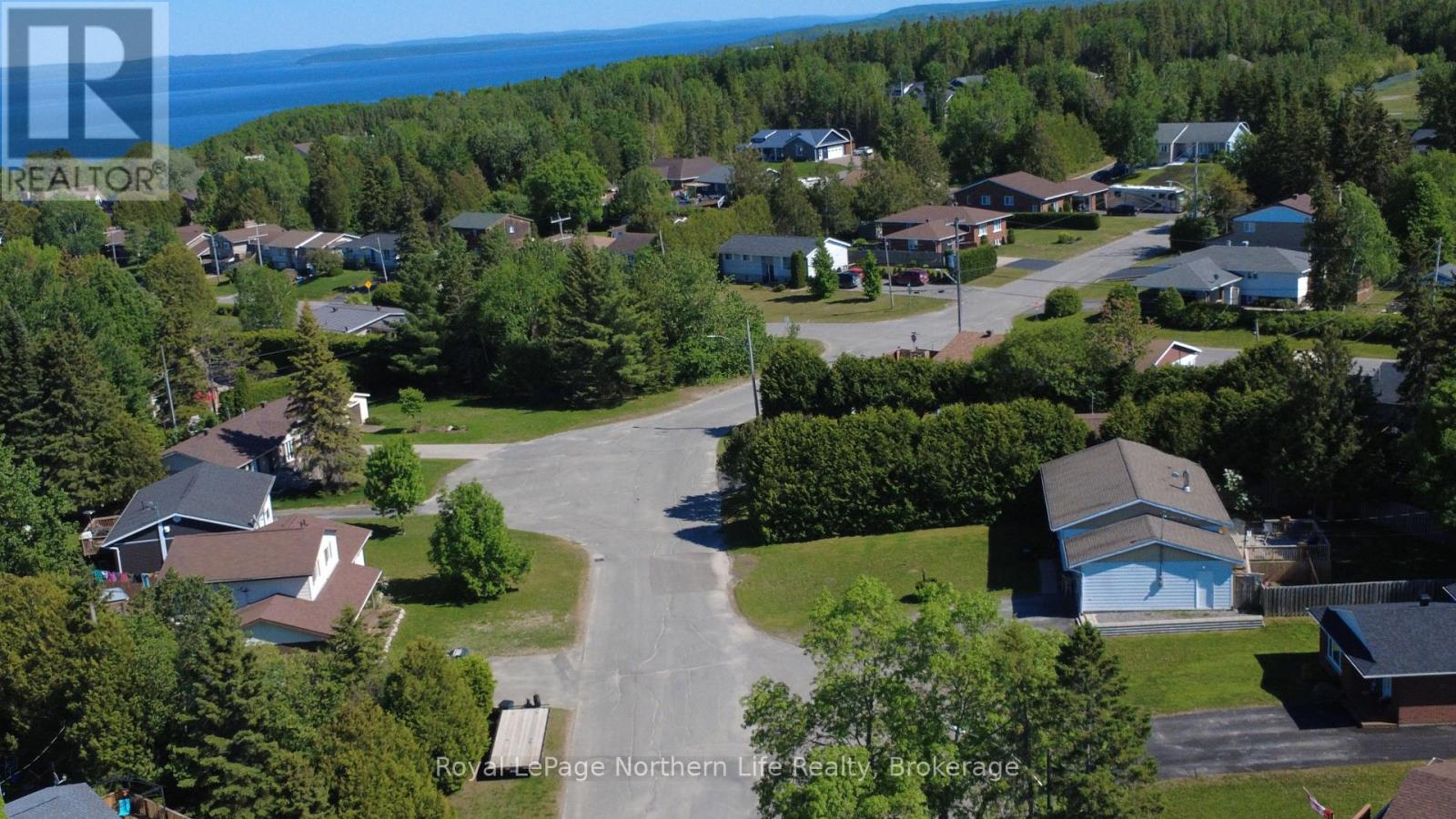 542 AGNES AVENUE - 2
