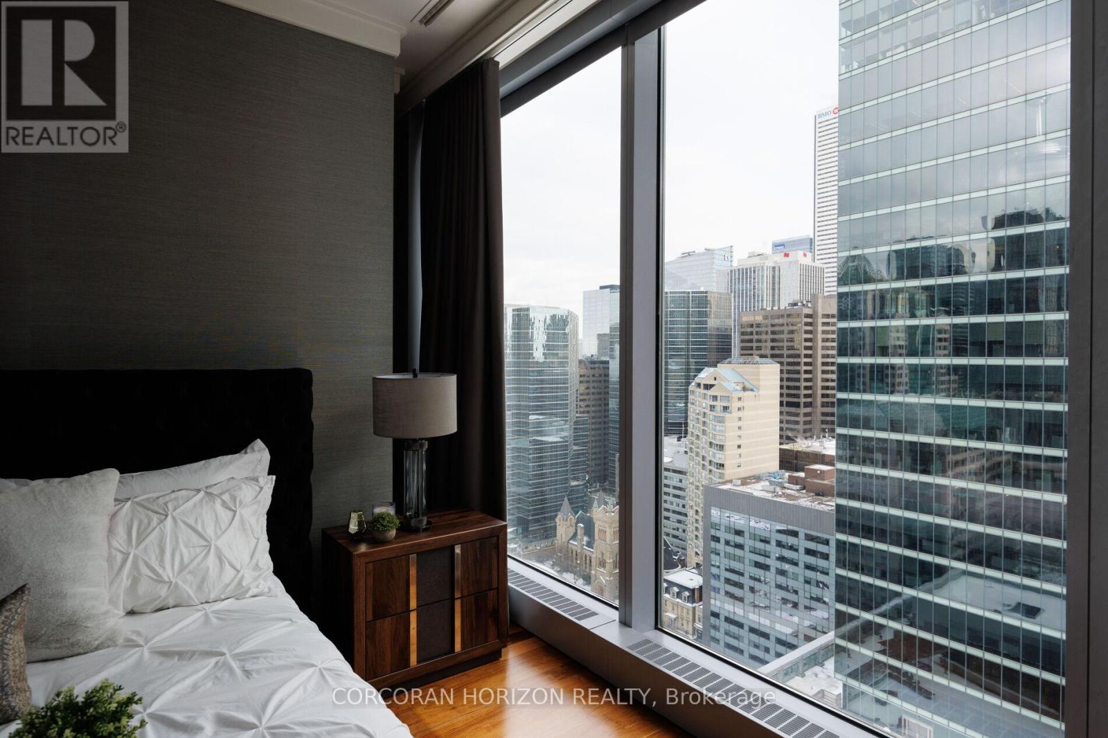 #2403 183 WELLINGTON STREET W - 26