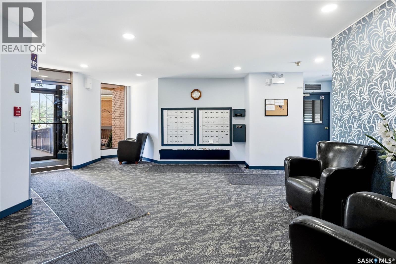 212 3420 Park STREET - photo 3