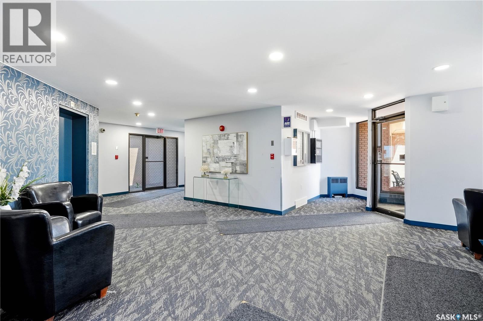 212 3420 Park STREET - photo 4