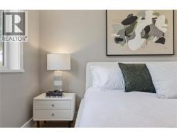 2 2312 Orchard Ave, Sidney, BC V8L1T6 Photo 13