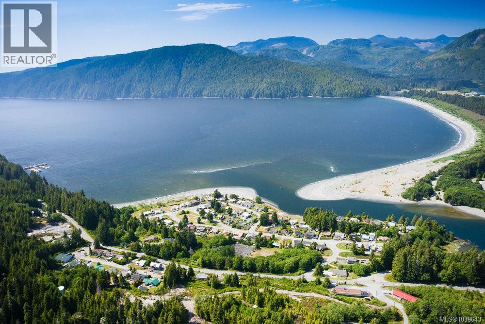  16923 Beachview Close, Port Renfrew