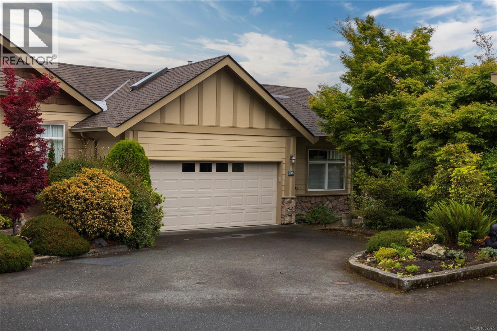 #15 3281 Maplewood Rd - 1