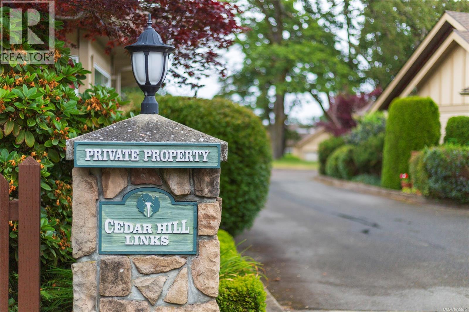 #15 3281 Maplewood Rd - 37