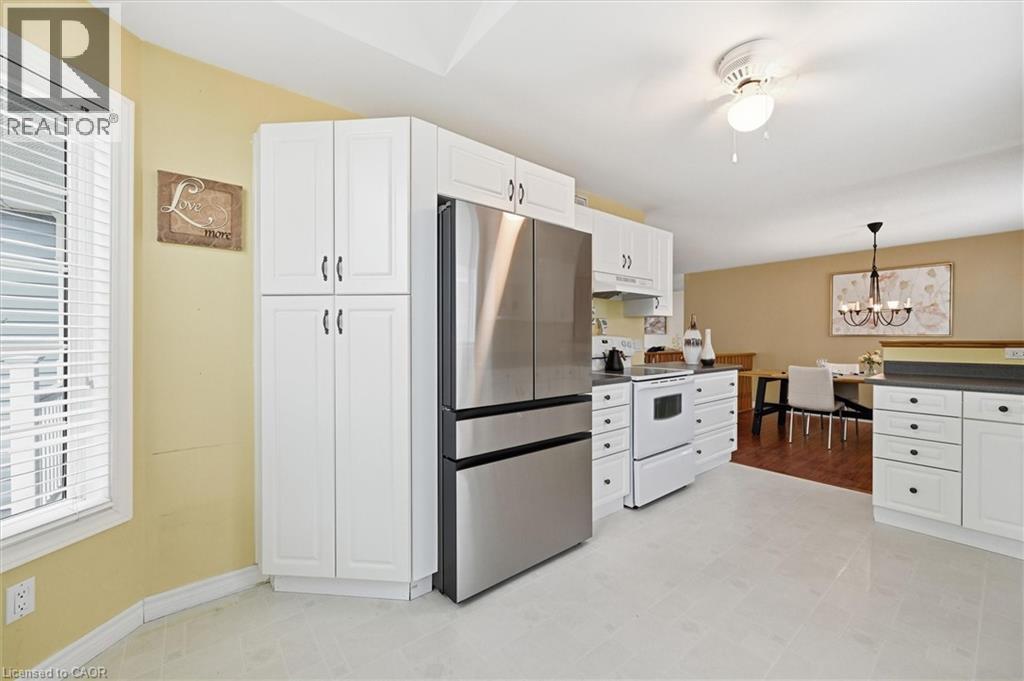 111 GRACEHILL Crescent - Image 11