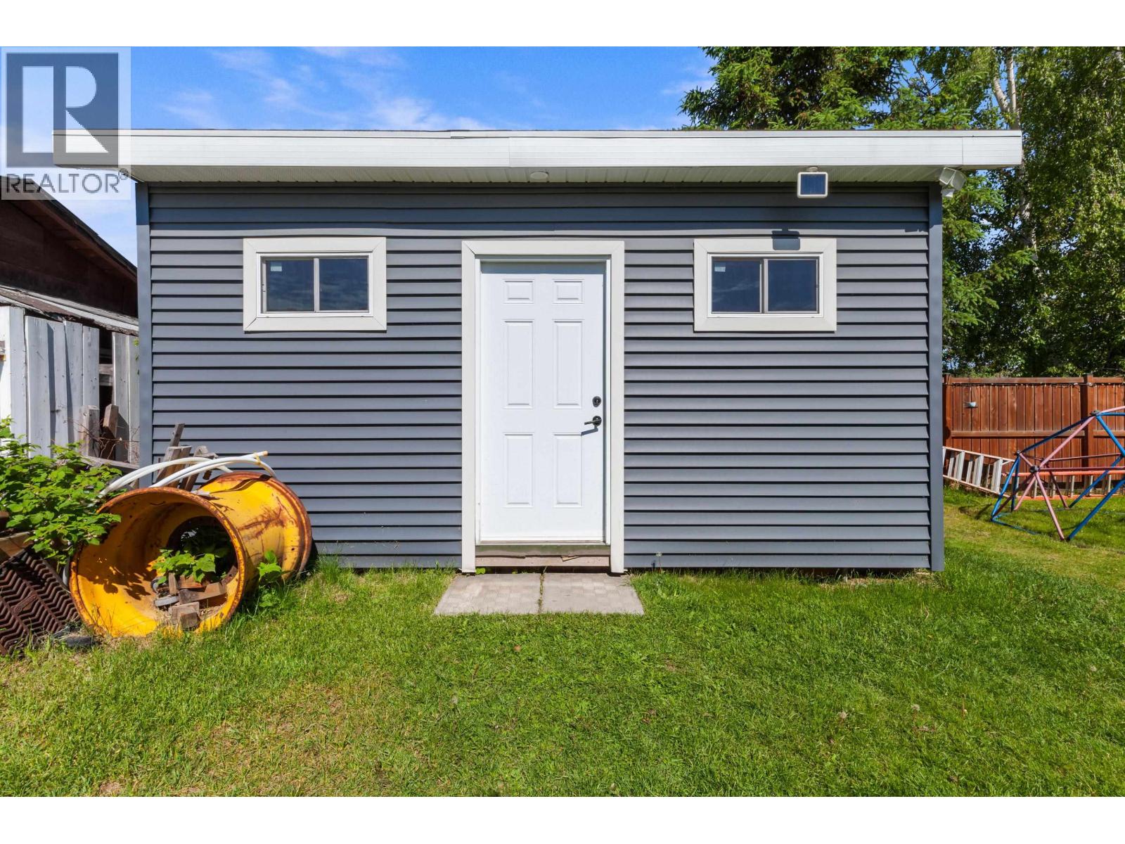 3908 ENEMARK CRESCENT - 25