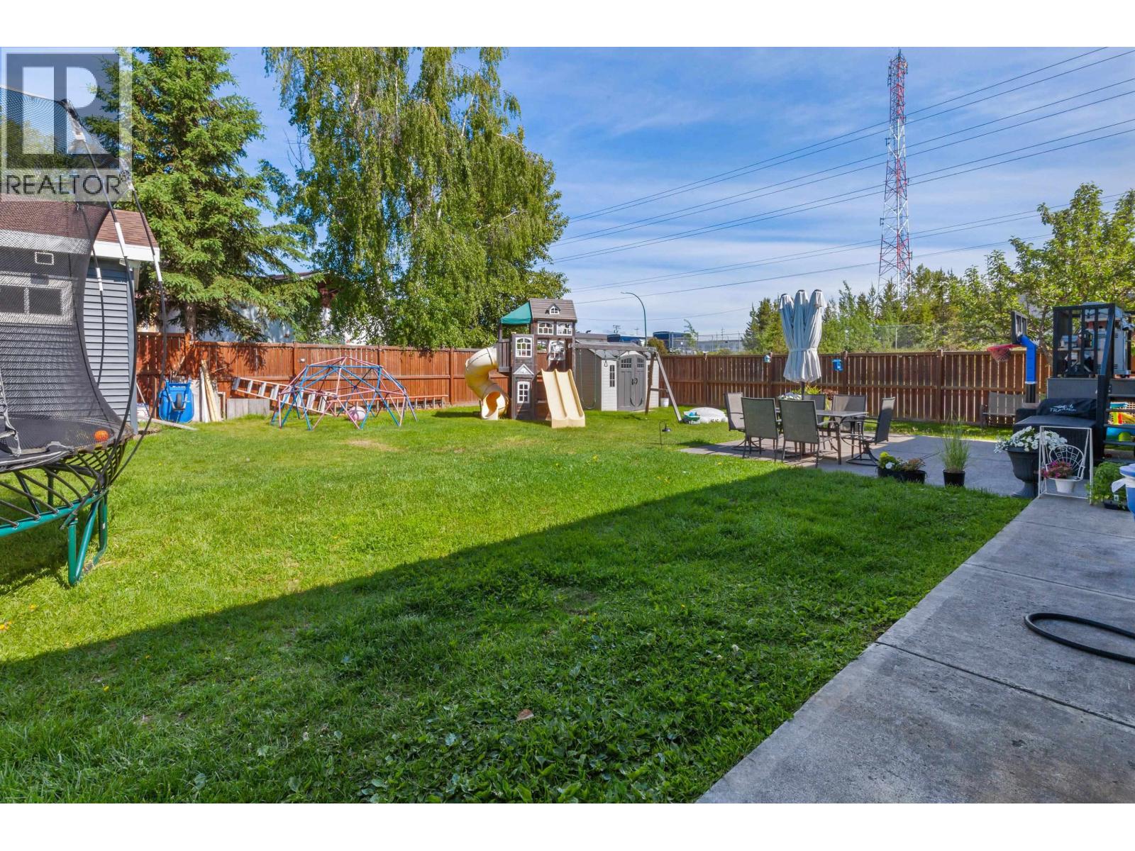 3908 ENEMARK CRESCENT - 23