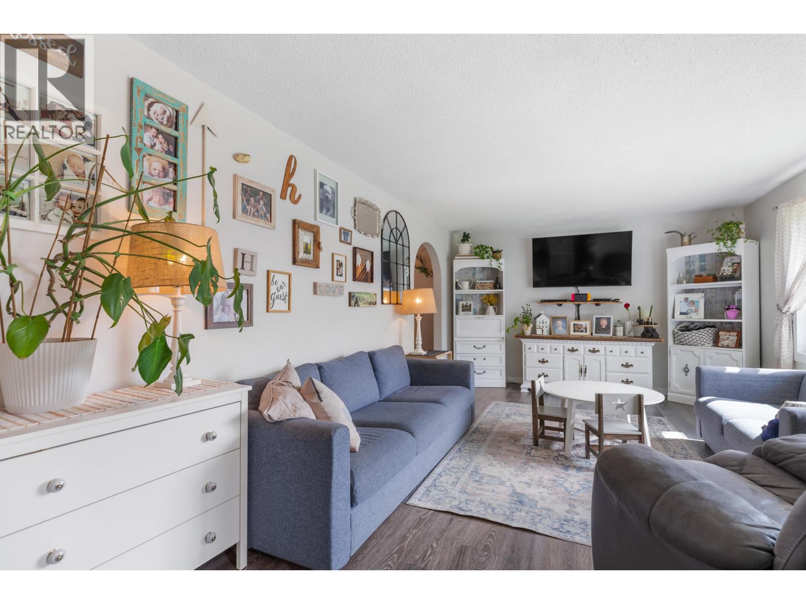 3908 ENEMARK CRESCENT - Image 3