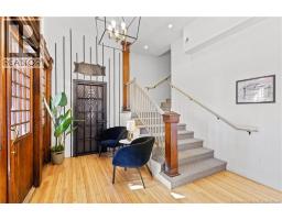 599 King George Highway, photo 3