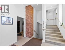 599 King George Highway, photo 5