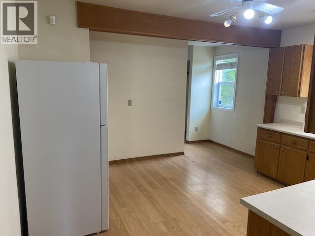 Photo 8 of 25 — 1822 OAK STREET · Prince George, BC