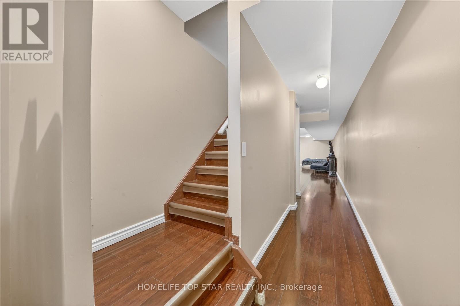 27 LAHORE CRESCENT - 30