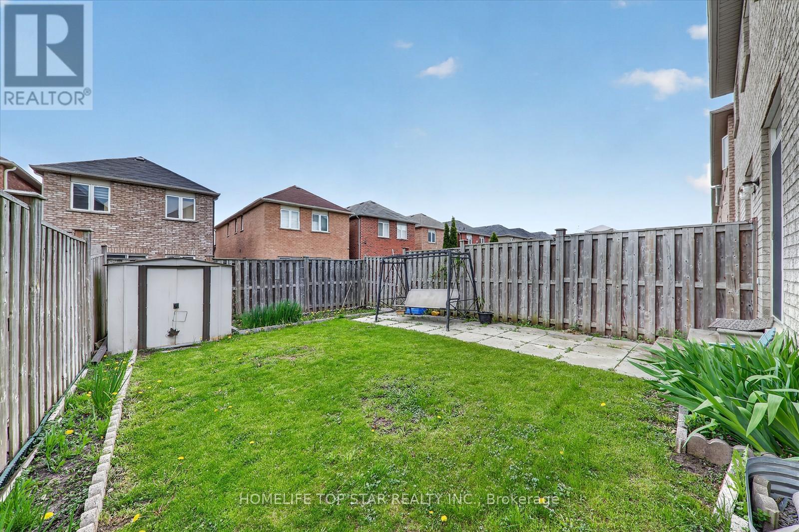 27 LAHORE CRESCENT - 37