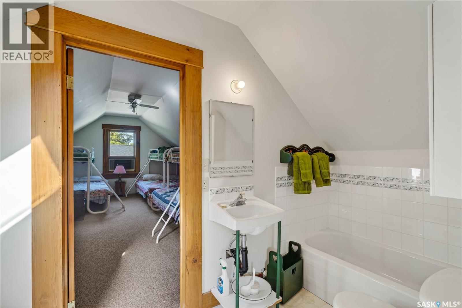 12 Loon AVENUE — photo 36