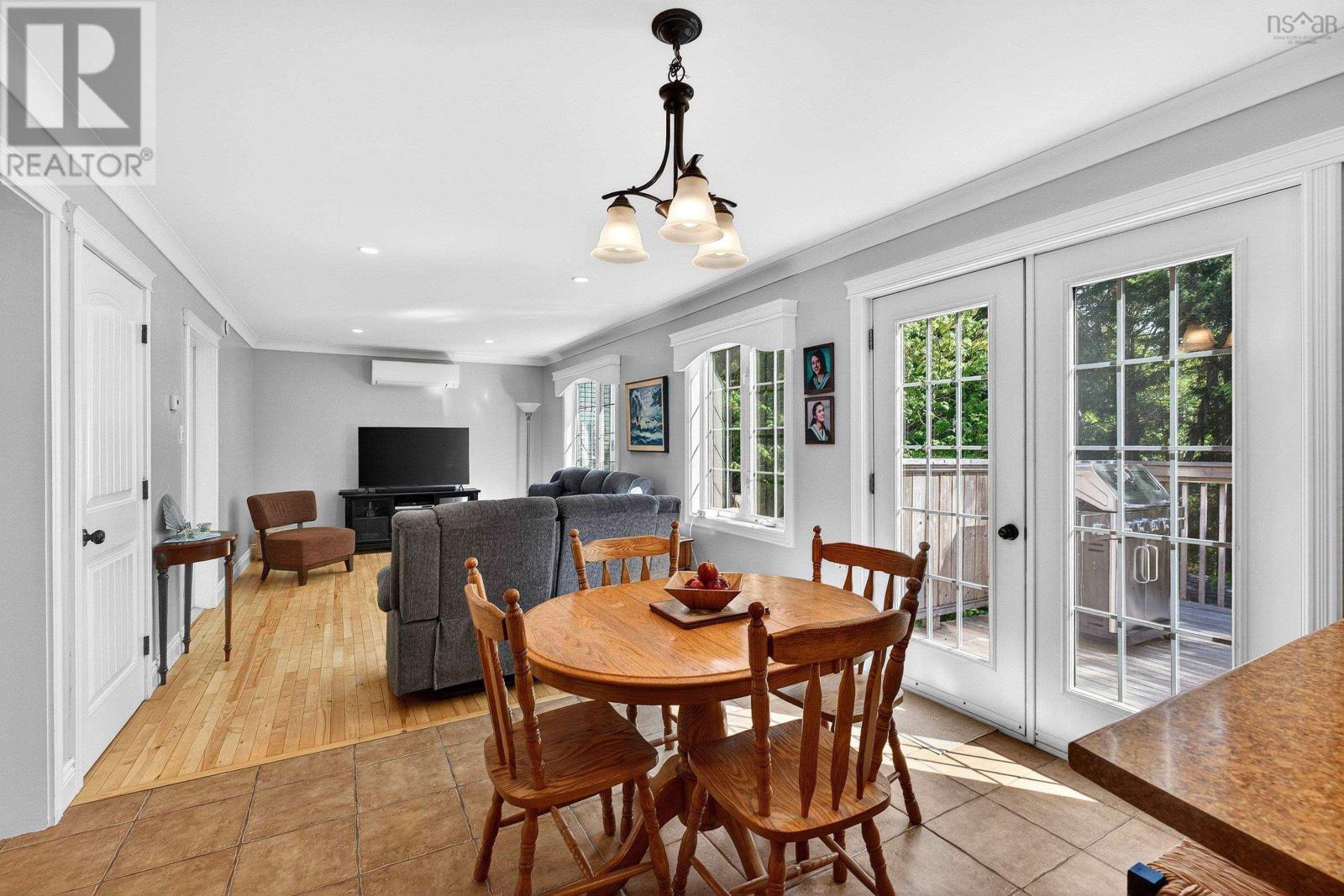 Property 35 of 47 of 7 Parkview Lane