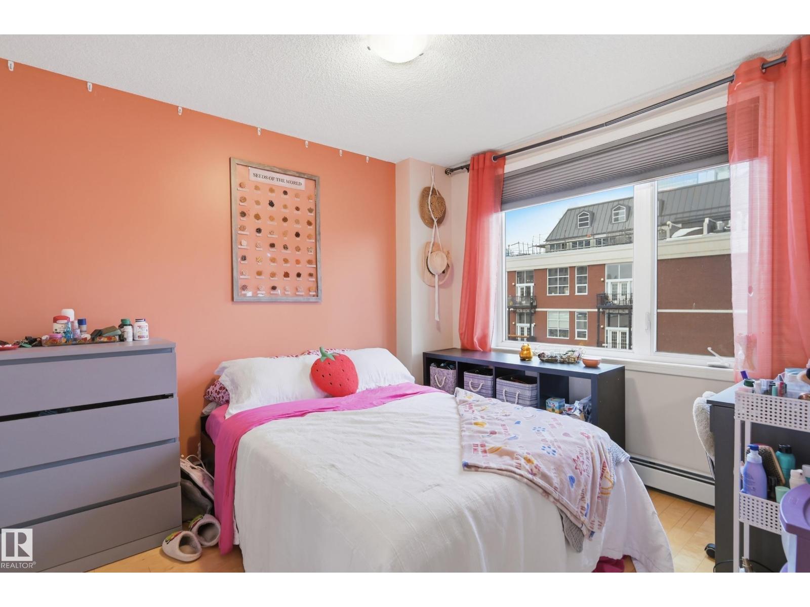 #402 10303 105 ST NW - 13