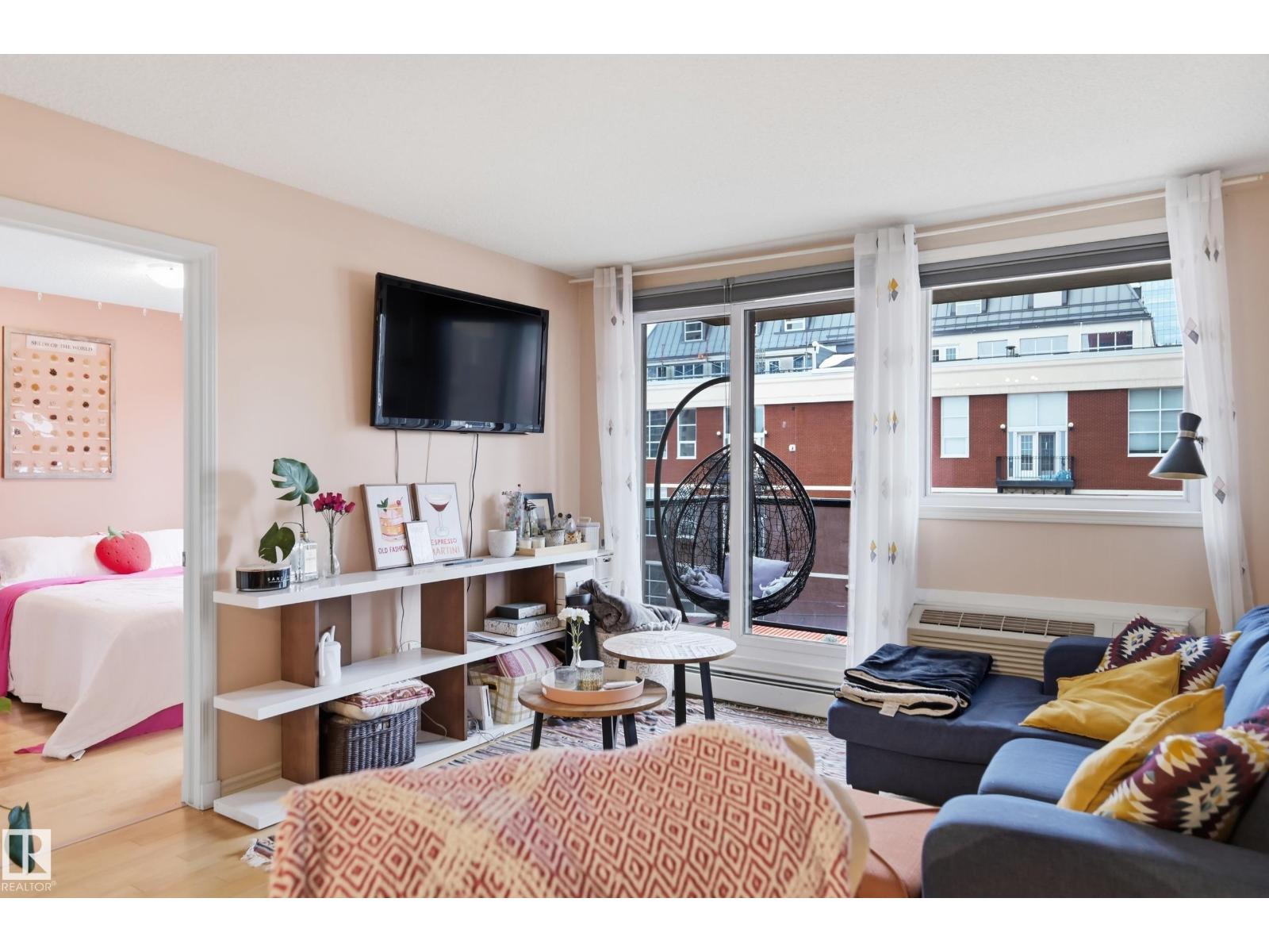 #402 10303 105 ST NW - 2