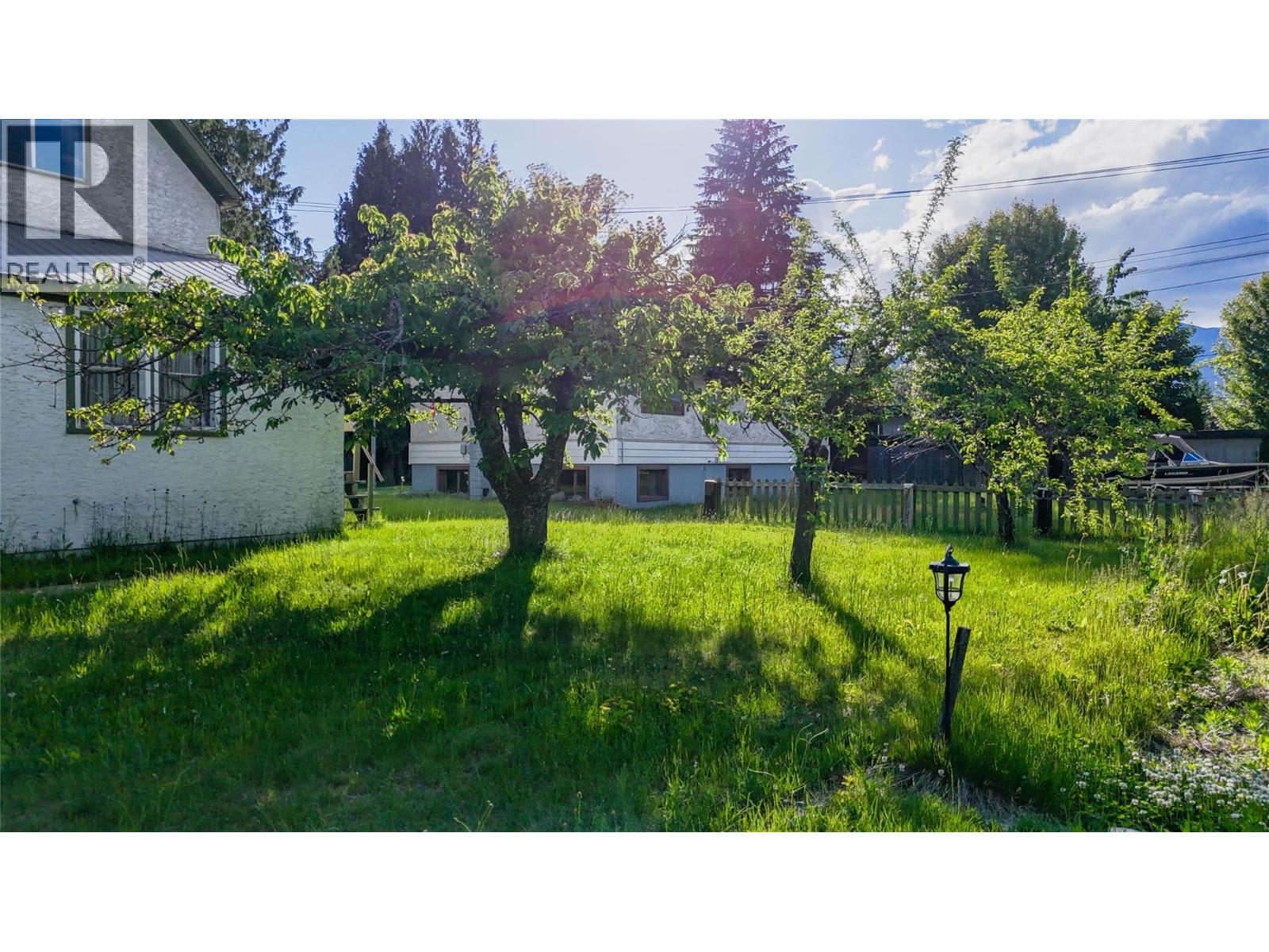 1202 First Street - 33