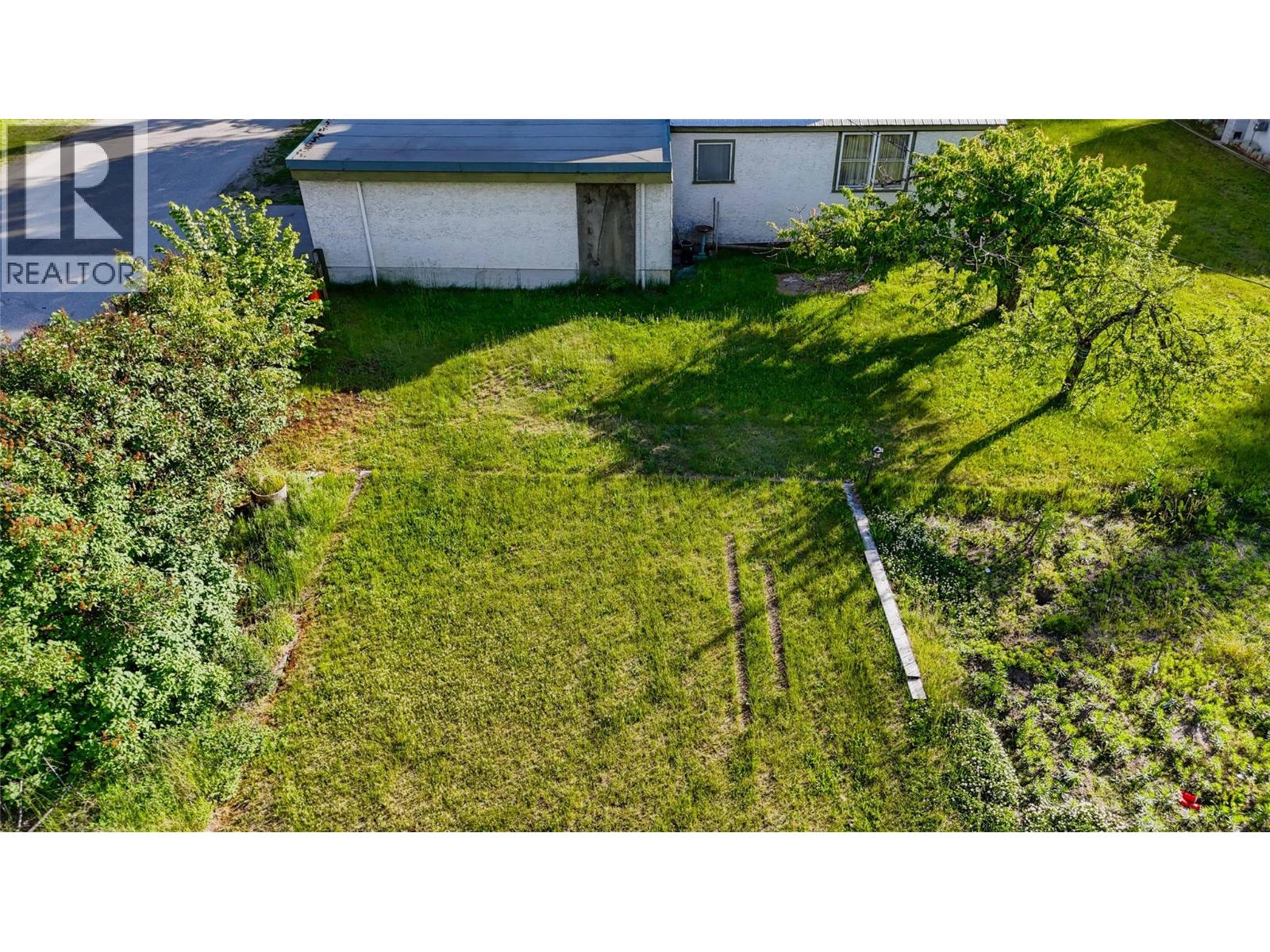 1202 First Street - 40