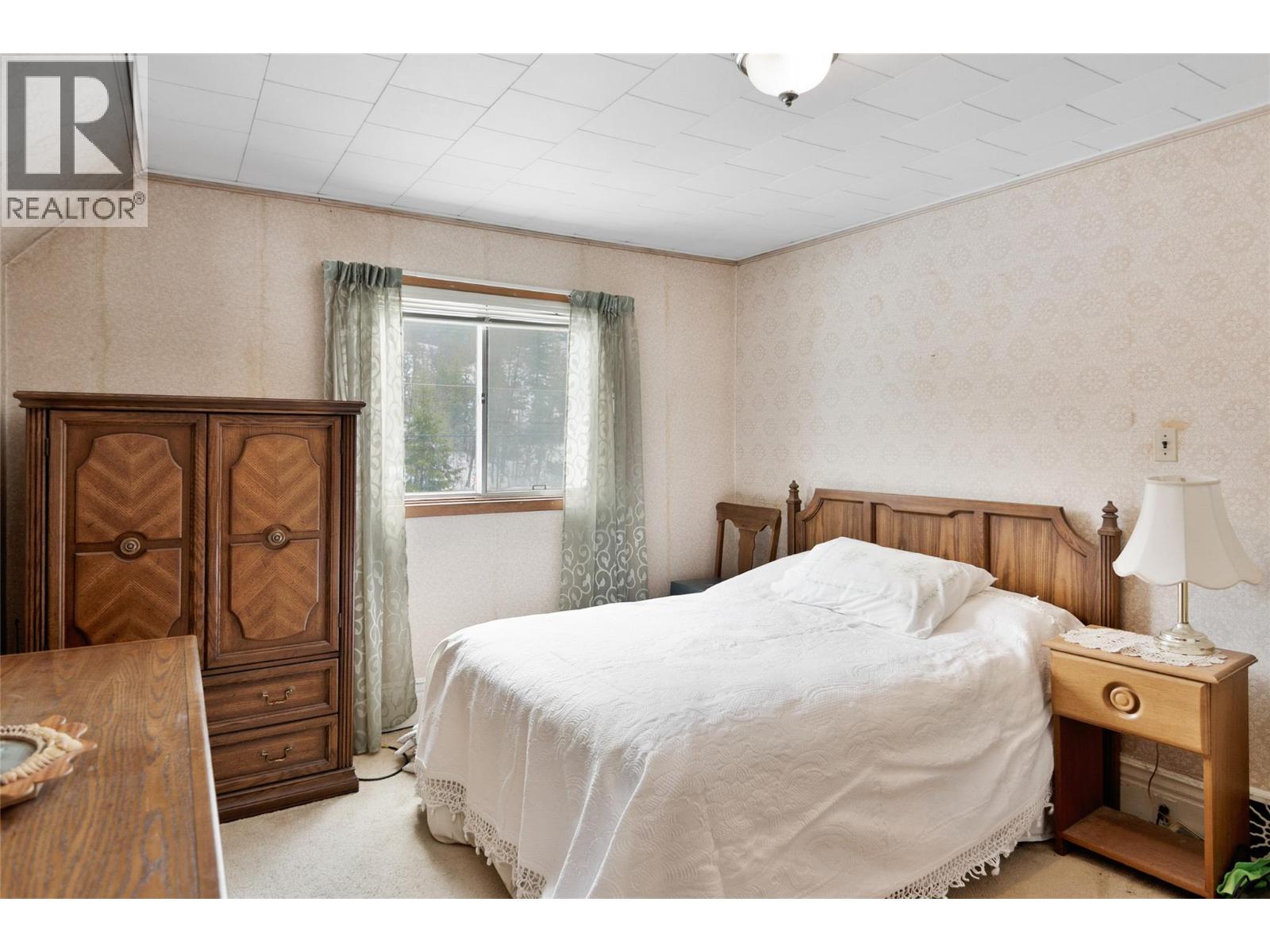 1202 First Street - 21