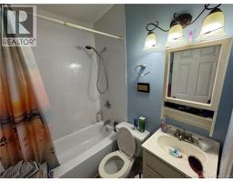 89 Adelaide Street, photo 4