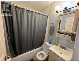 89 Adelaide Street, photo 9