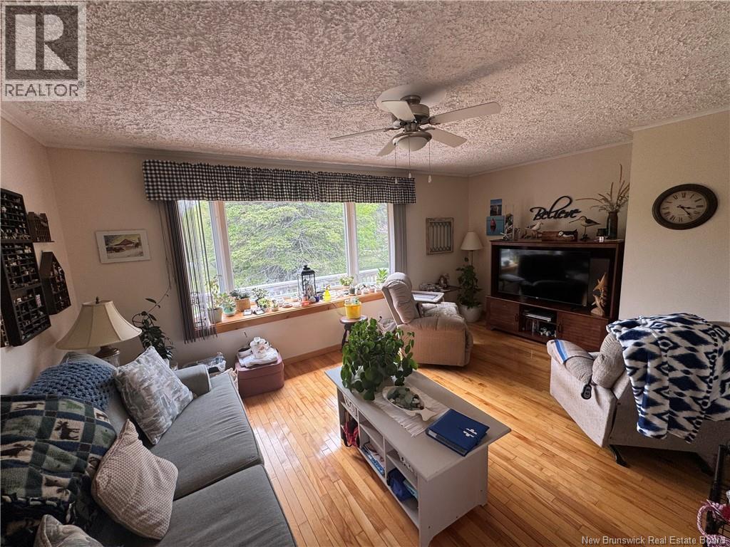 208 Whistle Road - 19