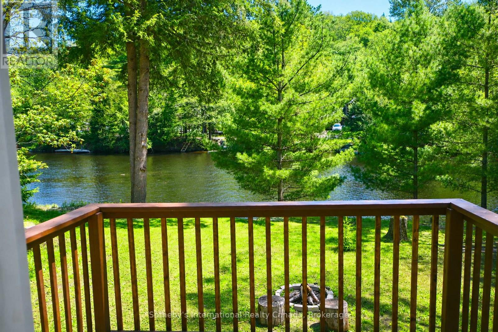 1072 HOLIDAY PARK DRIVE - 26