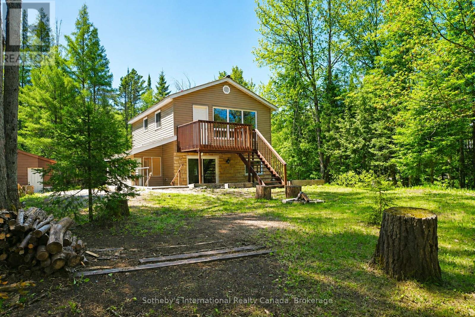 1072 HOLIDAY PARK DRIVE - 3