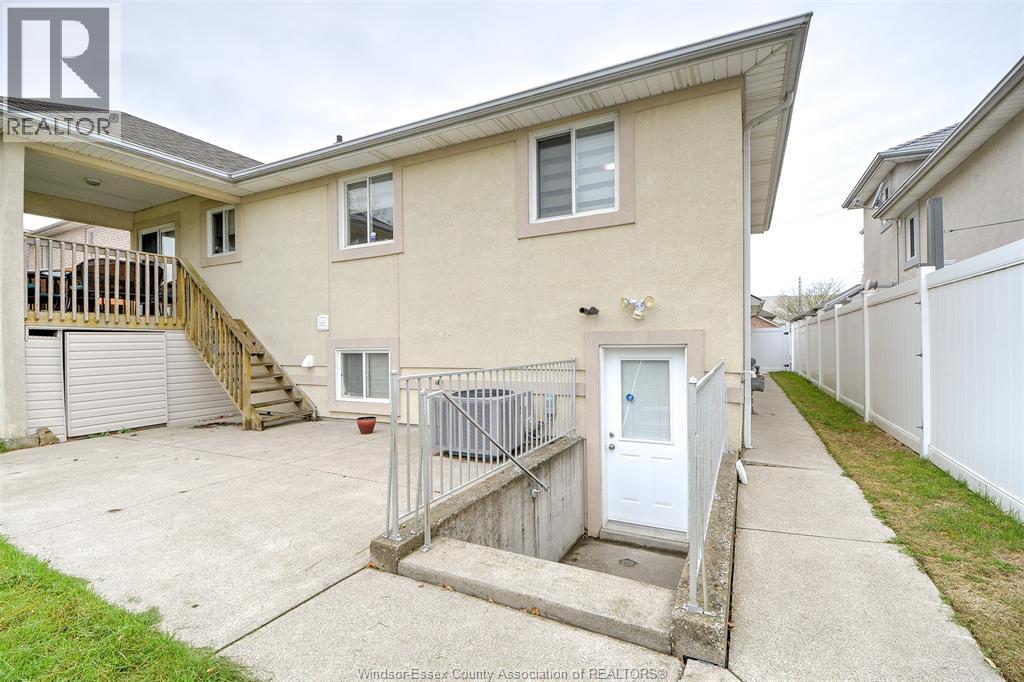 160 BRANTON CRESCENT - 26