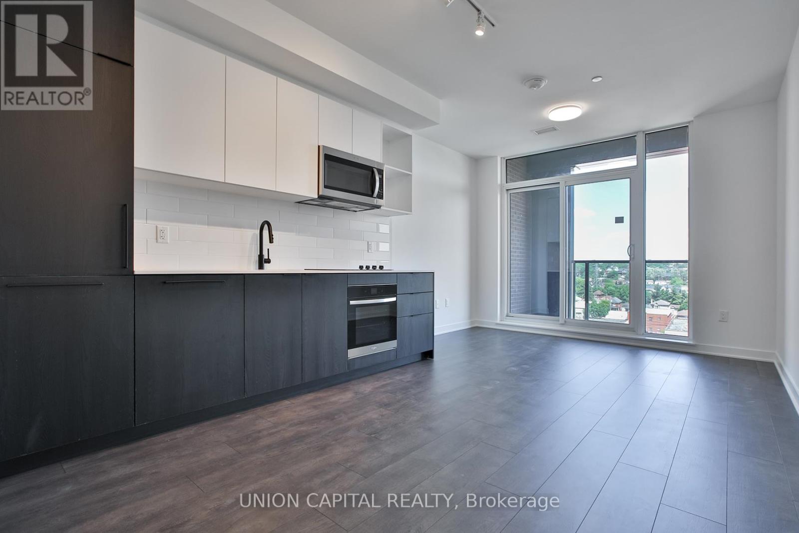 Listing photo of 717 - 1185 DUPONT STREET